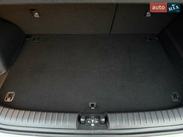 Белый Киа Soul, объемом двигателя 0 л и пробегом 26 тыс. км за 21500 $, фото 100 на Automoto.ua