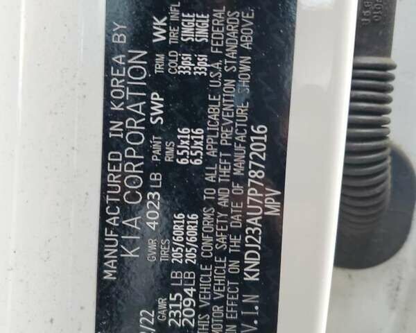 Білий Кіа Soul, об'ємом двигуна 2 л та пробігом 35 тис. км за 6000 $, фото 12 на Automoto.ua