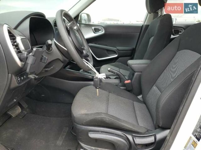 Білий Кіа Soul, об'ємом двигуна 2 л та пробігом 35 тис. км за 6000 $, фото 6 на Automoto.ua