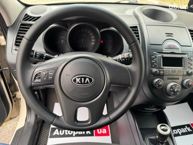 Бежевый Киа Soul, объемом двигателя 1.6 л и пробегом 289 тыс. км за 6690 $, фото 16 на Automoto.ua