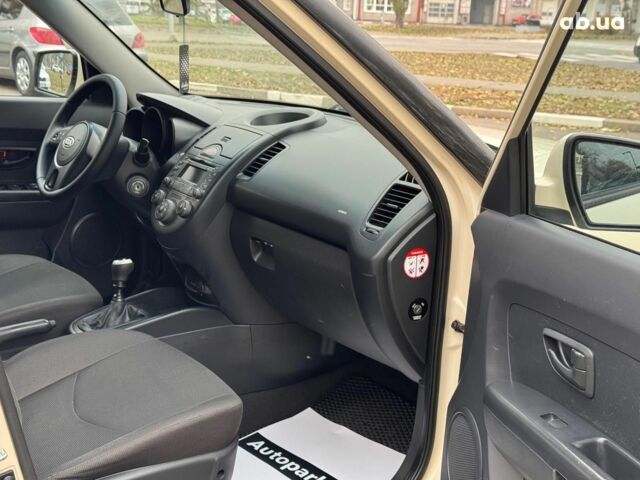 Бежевый Киа Soul, объемом двигателя 1.6 л и пробегом 289 тыс. км за 6690 $, фото 12 на Automoto.ua