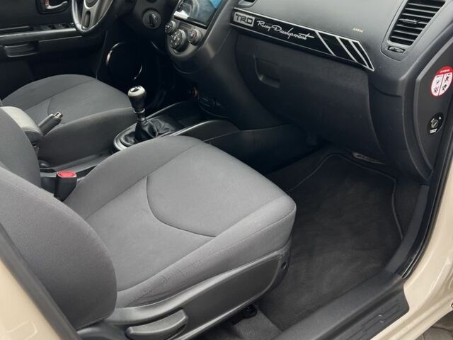 Бежевий Кіа Soul, об'ємом двигуна 1.6 л та пробігом 230 тис. км за 5700 $, фото 1 на Automoto.ua