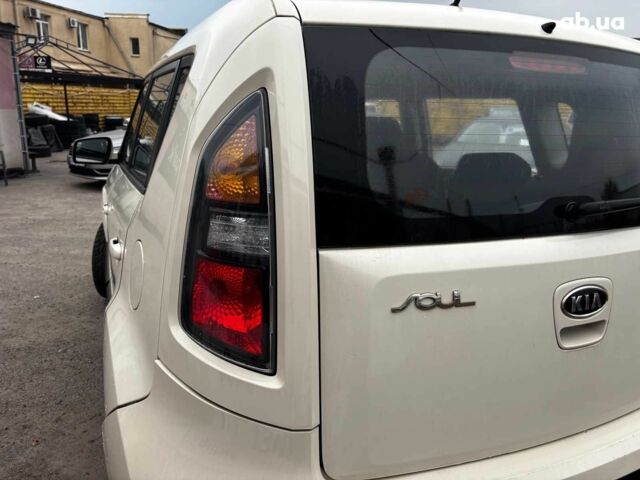 Бежевый Киа Soul, объемом двигателя 1.6 л и пробегом 107 тыс. км за 6990 $, фото 11 на Automoto.ua