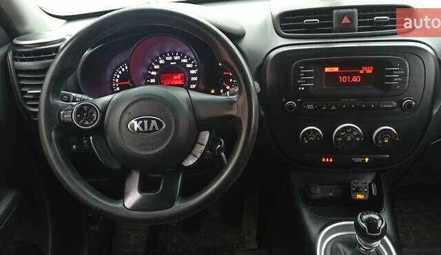 Бежевый Киа Soul, объемом двигателя 1.6 л и пробегом 144 тыс. км за 11000 $, фото 6 на Automoto.ua