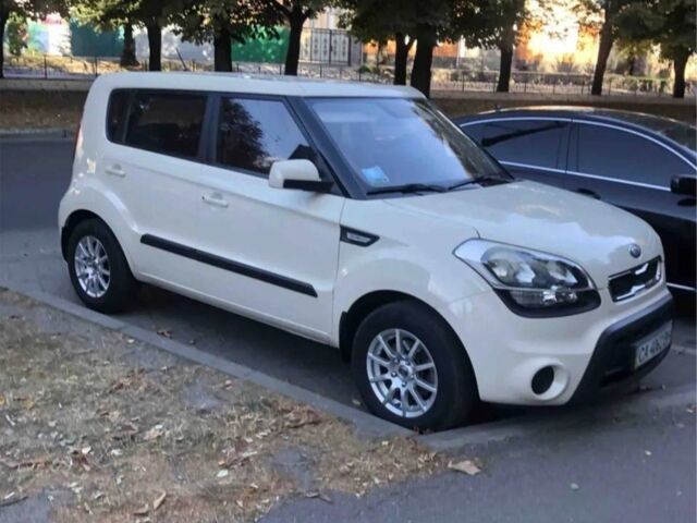 Бежевий Кіа Soul, об'ємом двигуна 1.6 л та пробігом 0 тис. км за 8300 $, фото 4 на Automoto.ua