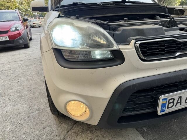 Бежевый Киа Soul, объемом двигателя 1.6 л и пробегом 198 тыс. км за 9500 $, фото 17 на Automoto.ua