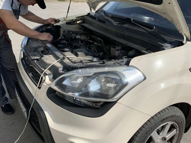 Бежевый Киа Soul, объемом двигателя 1.6 л и пробегом 198 тыс. км за 9500 $, фото 13 на Automoto.ua