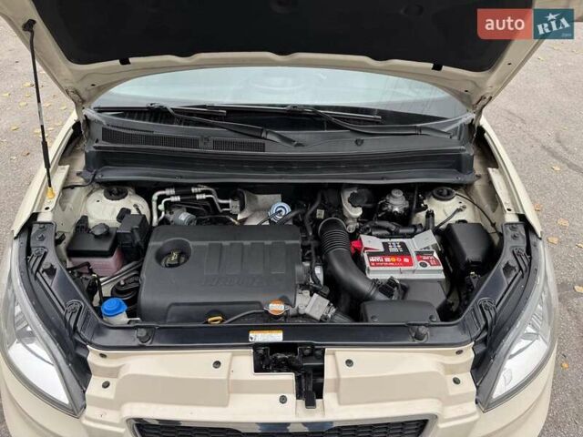 Бежевый Киа Soul, объемом двигателя 1.6 л и пробегом 289 тыс. км за 6690 $, фото 22 на Automoto.ua