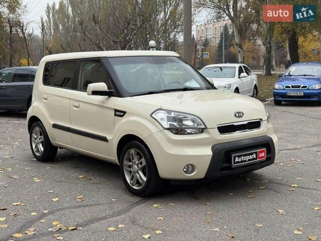 Бежевый Киа Soul, объемом двигателя 1.6 л и пробегом 289 тыс. км за 6690 $, фото 6 на Automoto.ua