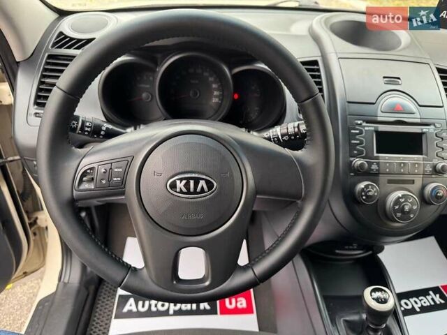 Бежевый Киа Soul, объемом двигателя 1.6 л и пробегом 289 тыс. км за 6690 $, фото 16 на Automoto.ua