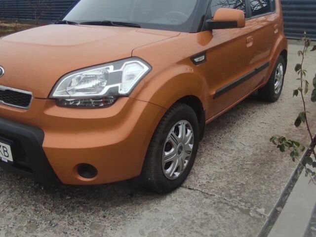 Бежевый Киа Soul, объемом двигателя 1.6 л и пробегом 212 тыс. км за 6000 $, фото 4 на Automoto.ua