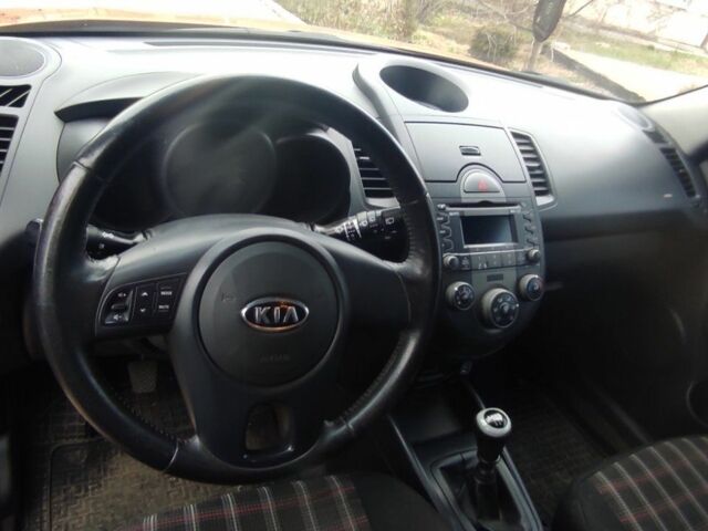 Бежевый Киа Soul, объемом двигателя 1.6 л и пробегом 212 тыс. км за 6000 $, фото 7 на Automoto.ua