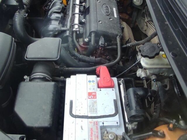 Бежевый Киа Soul, объемом двигателя 1.6 л и пробегом 212 тыс. км за 6000 $, фото 2 на Automoto.ua