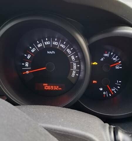 Бежевый Киа Soul, объемом двигателя 1.6 л и пробегом 107 тыс. км за 6700 $, фото 4 на Automoto.ua