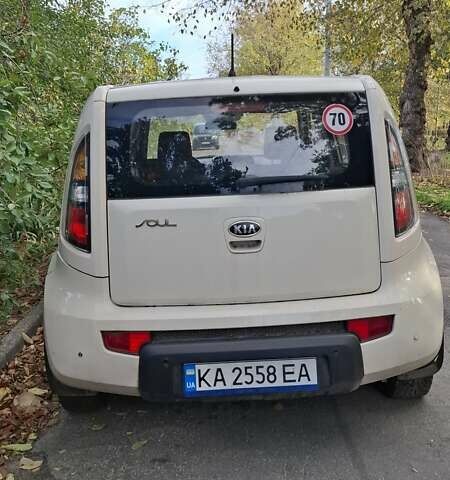 Бежевый Киа Soul, объемом двигателя 1.6 л и пробегом 107 тыс. км за 6700 $, фото 7 на Automoto.ua