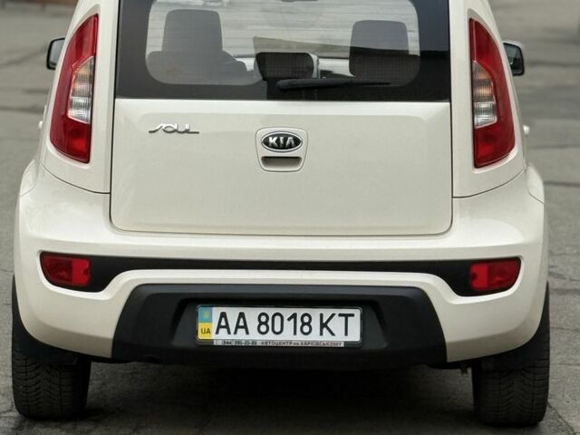 Бежевый Киа Soul, объемом двигателя 1.6 л и пробегом 160 тыс. км за 8000 $, фото 4 на Automoto.ua