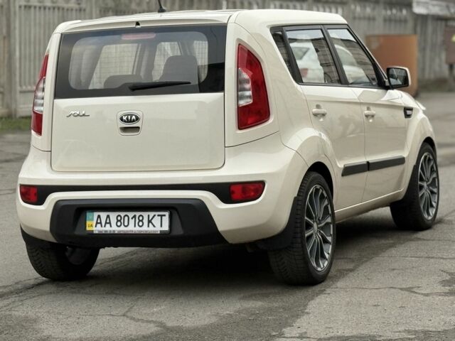 Бежевый Киа Soul, объемом двигателя 1.6 л и пробегом 160 тыс. км за 8000 $, фото 3 на Automoto.ua