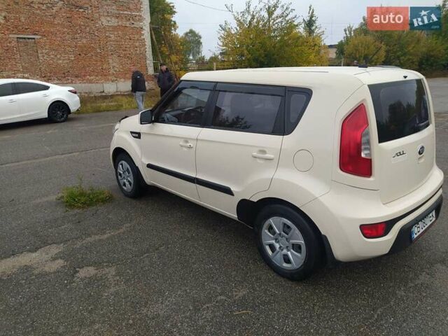Бежевий Кіа Soul, об'ємом двигуна 1.6 л та пробігом 200 тис. км за 7200 $, фото 5 на Automoto.ua