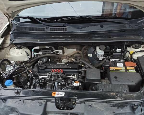 Бежевый Киа Soul, объемом двигателя 1.59 л и пробегом 193 тыс. км за 7200 $, фото 18 на Automoto.ua