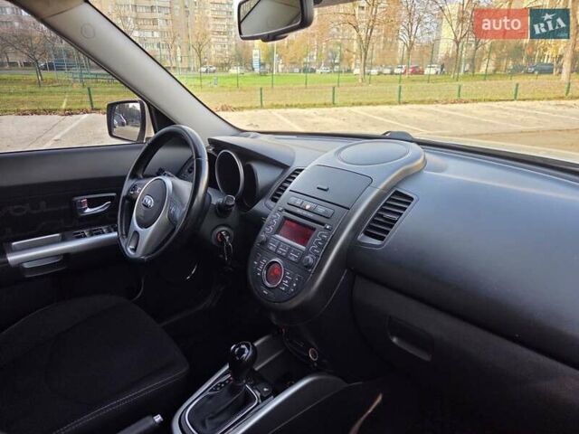 Бежевый Киа Soul, объемом двигателя 1.6 л и пробегом 115 тыс. км за 10500 $, фото 20 на Automoto.ua