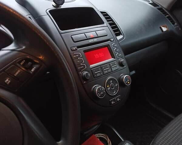 Бежевый Киа Soul, объемом двигателя 1.59 л и пробегом 193 тыс. км за 7200 $, фото 5 на Automoto.ua