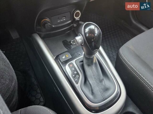 Бежевый Киа Soul, объемом двигателя 1.6 л и пробегом 115 тыс. км за 10500 $, фото 15 на Automoto.ua