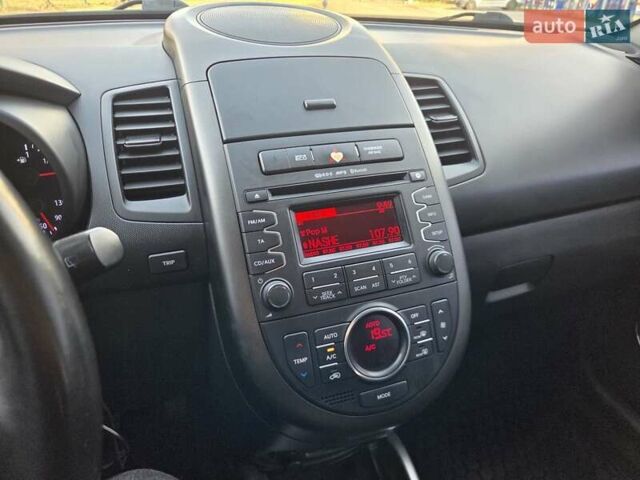 Бежевый Киа Soul, объемом двигателя 1.6 л и пробегом 115 тыс. км за 10500 $, фото 13 на Automoto.ua