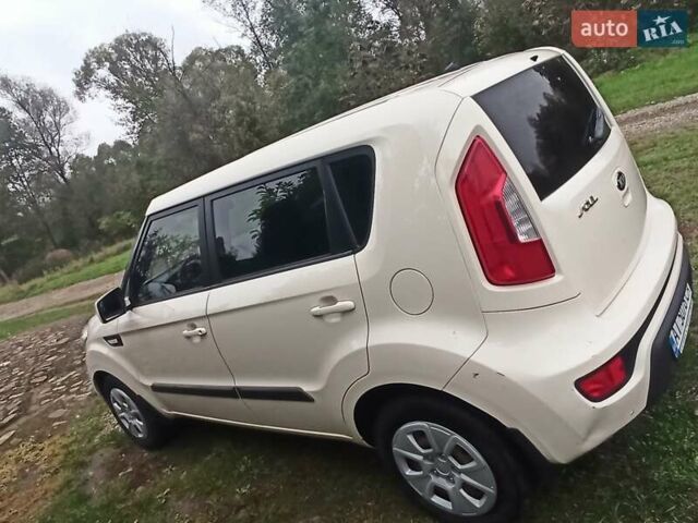 Бежевый Киа Soul, объемом двигателя 1.6 л и пробегом 117 тыс. км за 7000 $, фото 6 на Automoto.ua