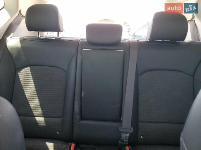 Бежевый Киа Soul, объемом двигателя 2 л и пробегом 143 тыс. км за 2700 $, фото 9 на Automoto.ua