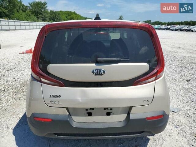 Бежевый Киа Soul, объемом двигателя 2 л и пробегом 143 тыс. км за 2700 $, фото 5 на Automoto.ua