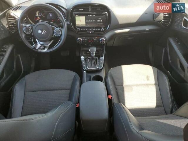 Бежевый Киа Soul, объемом двигателя 2 л и пробегом 143 тыс. км за 2700 $, фото 7 на Automoto.ua