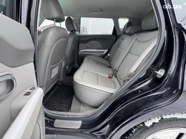 Черный Киа Soul, объемом двигателя 4.2 л и пробегом 122 тыс. км за 10490 $, фото 11 на Automoto.ua