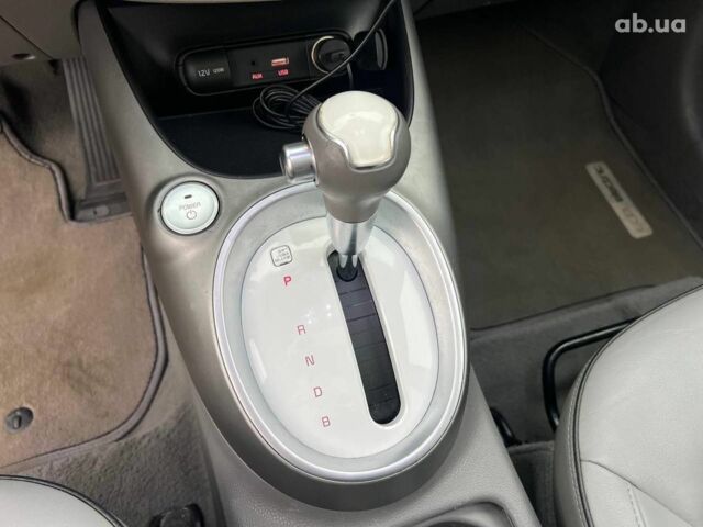 Черный Киа Soul, объемом двигателя 0 л и пробегом 100 тыс. км за 9790 $, фото 29 на Automoto.ua