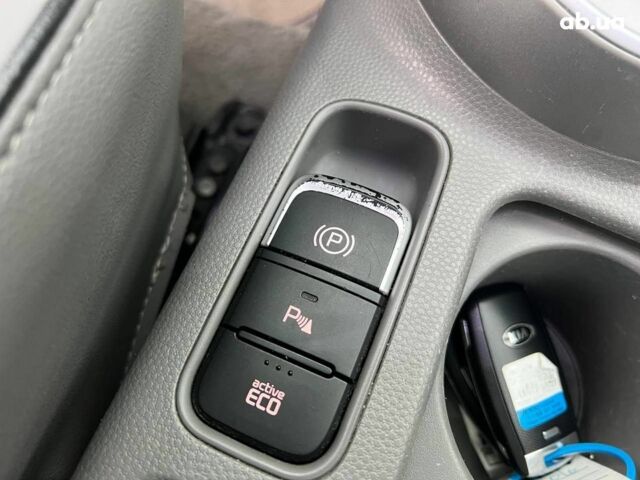 Черный Киа Soul, объемом двигателя 0 л и пробегом 100 тыс. км за 9790 $, фото 30 на Automoto.ua