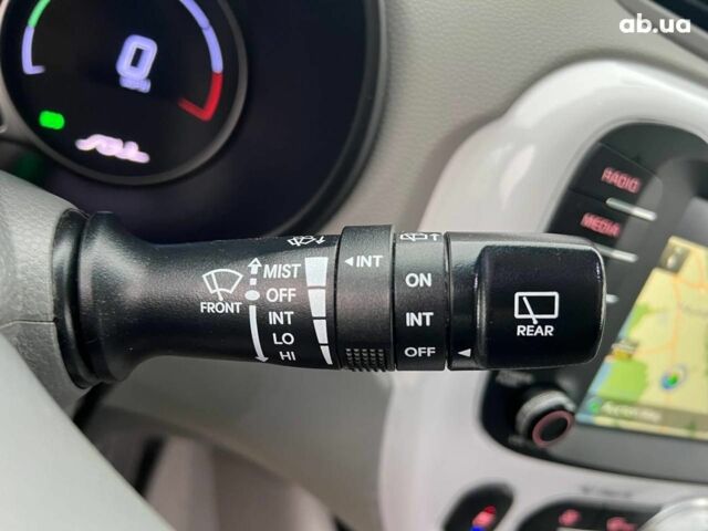 Черный Киа Soul, объемом двигателя 0 л и пробегом 100 тыс. км за 9790 $, фото 24 на Automoto.ua