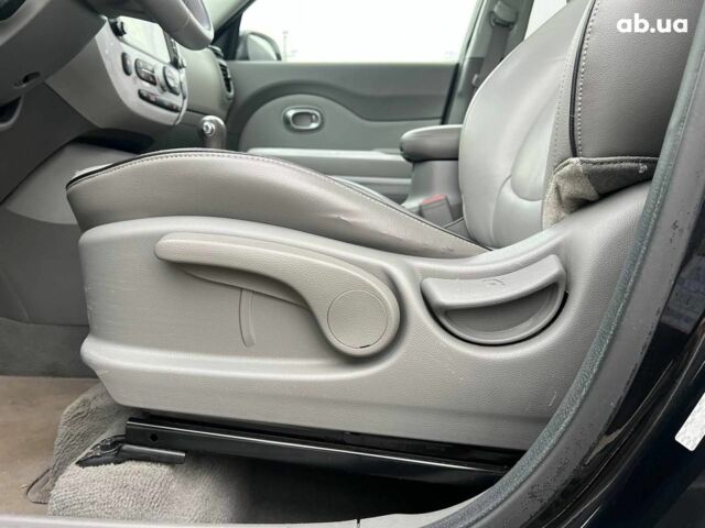 Черный Киа Soul, объемом двигателя 0 л и пробегом 100 тыс. км за 9790 $, фото 17 на Automoto.ua