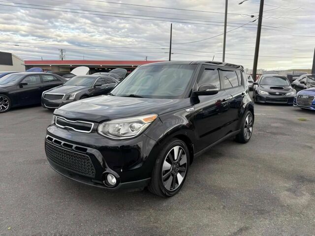 Черный Киа Soul, объемом двигателя 2 л и пробегом 75 тыс. км за 5300 $, фото 2 на Automoto.ua