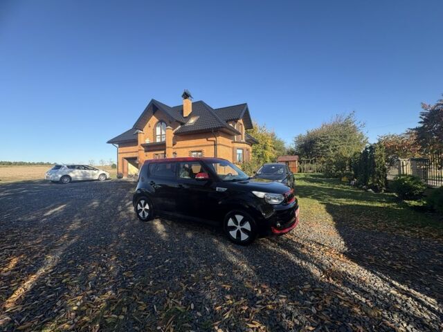 Черный Киа Soul, объемом двигателя 0 л и пробегом 134 тыс. км за 5600 $, фото 11 на Automoto.ua