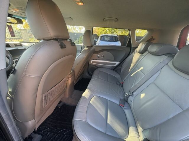 Черный Киа Soul, объемом двигателя 0 л и пробегом 134 тыс. км за 5600 $, фото 16 на Automoto.ua
