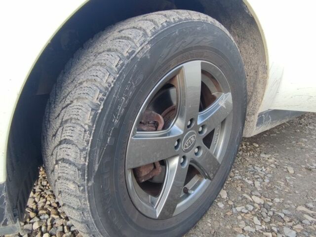 Черный Киа Soul, объемом двигателя 0 л и пробегом 122 тыс. км за 5600 $, фото 11 на Automoto.ua