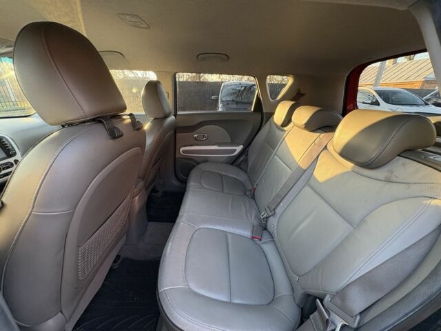 Черный Киа Soul, объемом двигателя 0 л и пробегом 134 тыс. км за 5600 $, фото 17 на Automoto.ua