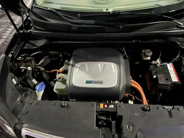 Черный Киа Soul, объемом двигателя 0 л и пробегом 2 тыс. км за 6900 $, фото 5 на Automoto.ua