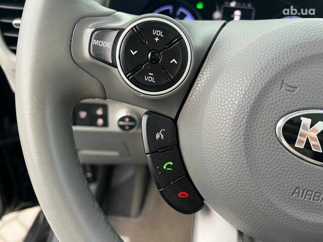 Черный Киа Soul, объемом двигателя 0 л и пробегом 100 тыс. км за 9790 $, фото 23 на Automoto.ua