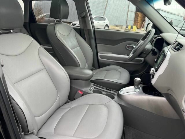 Черный Киа Soul, объемом двигателя 0 л и пробегом 100 тыс. км за 9790 $, фото 38 на Automoto.ua