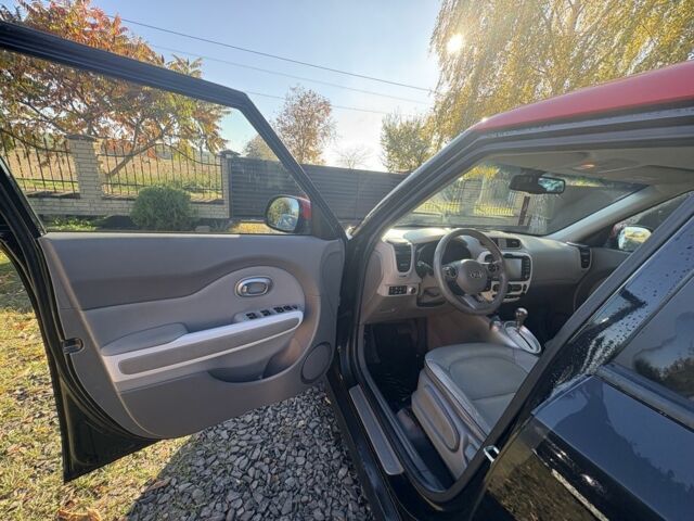 Черный Киа Soul, объемом двигателя 0 л и пробегом 134 тыс. км за 5600 $, фото 18 на Automoto.ua