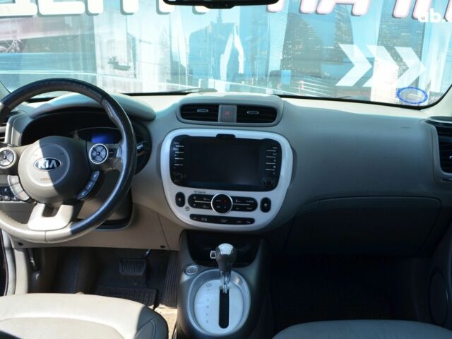 Черный Киа Soul, объемом двигателя 0 л и пробегом 154 тыс. км за 8200 $, фото 16 на Automoto.ua