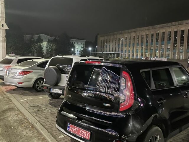 Черный Киа Soul, объемом двигателя 0 л и пробегом 2 тыс. км за 6900 $, фото 1 на Automoto.ua