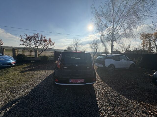 Чорний Кіа Soul, об'ємом двигуна 0 л та пробігом 96 тис. км за 5900 $, фото 13 на Automoto.ua