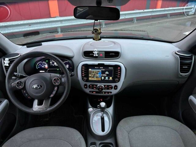 Черный Киа Soul, объемом двигателя 0 л и пробегом 100 тыс. км за 8790 $, фото 12 на Automoto.ua