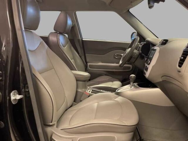 Черный Киа Soul, объемом двигателя 0 л и пробегом 113 тыс. км за 6800 $, фото 7 на Automoto.ua